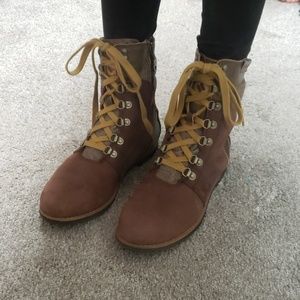 Columbia waterproof boots